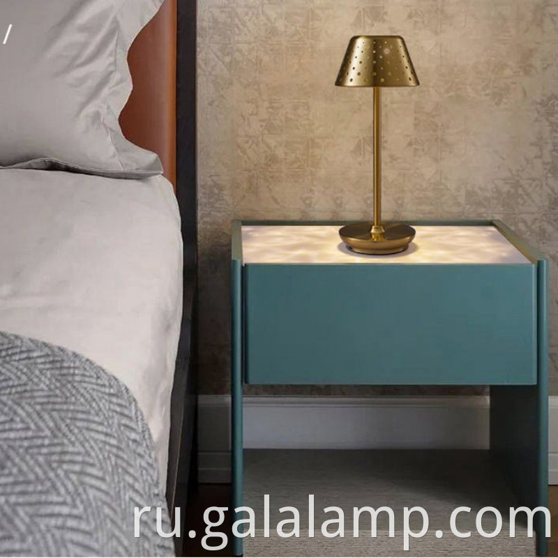 USB Battery Desk Lamps